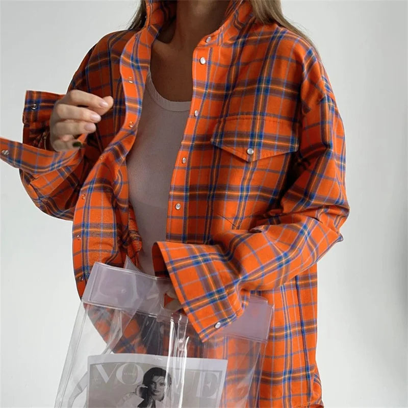 Vintage Plaid Oversized Loose Shirt for Women Long Sleeve Lapel Button Pocket Casual Blouse Autumn Winter Fashion Top