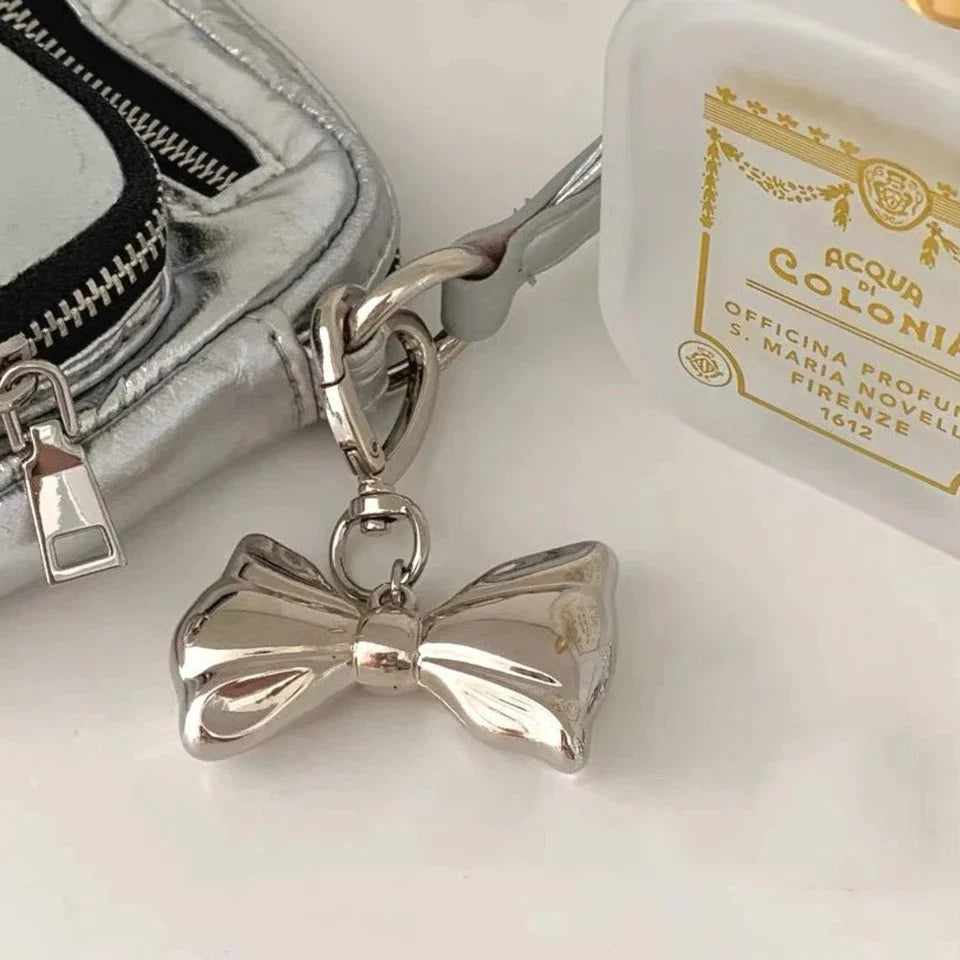Korean Cute Beaded Pearl Bowknot Keychain for Women and Girls Metal Bow Pendant Bag Decoration Accessories