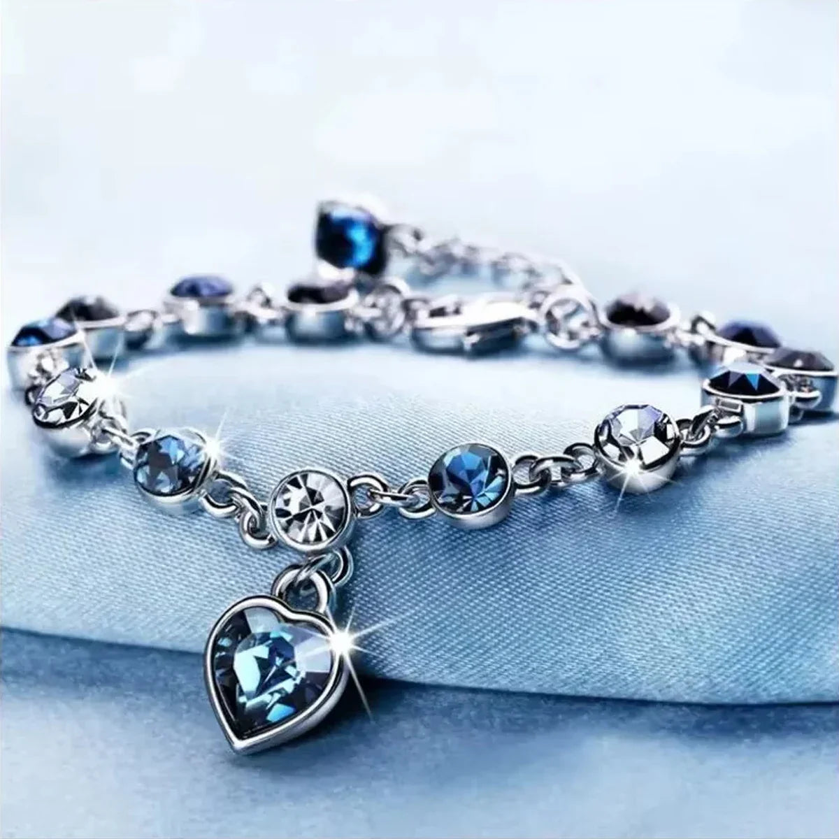 Women Silver Color Lucky Bracelet with Blue Crystal Heart Charm for Bridal Wedding Engagement Gift