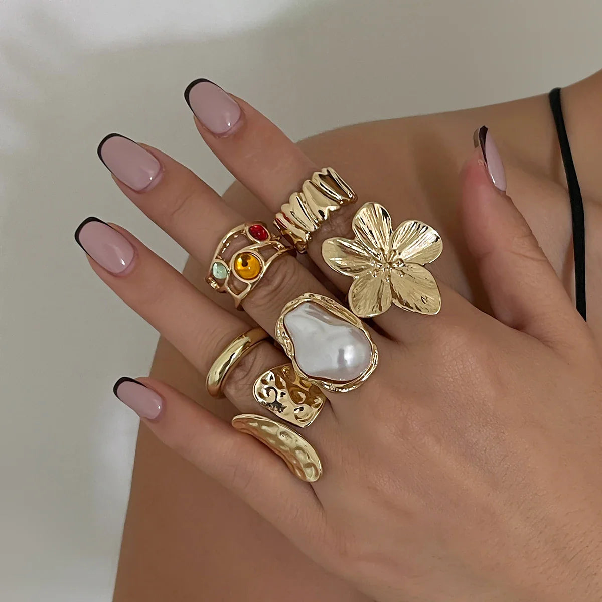 Irregular Exaggerated Metal Flower Open Rings Set for Women with Imitation Pearl Elegant Baroque Jewelry Accessories