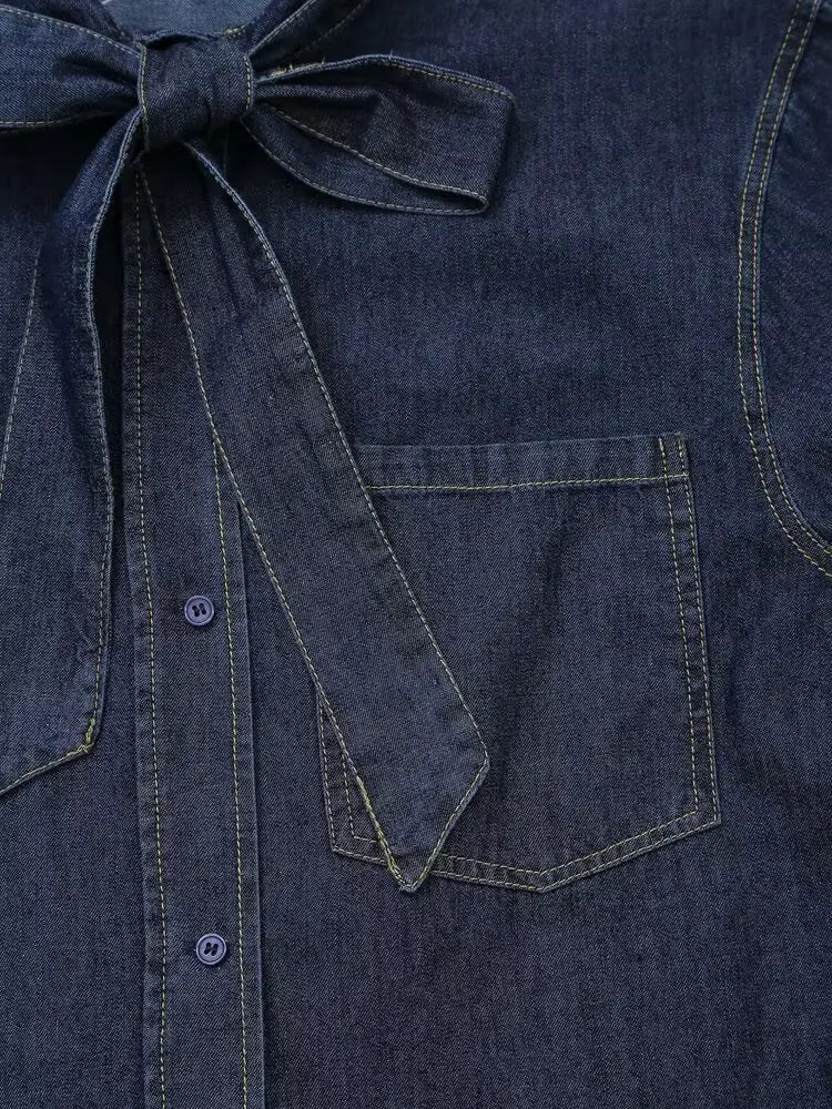 Women's Retro Long Sleeve Denim Shirt with French Bow Lapel Single Breasted Pocket Casual Cardigan for Fall and Winter Fashion