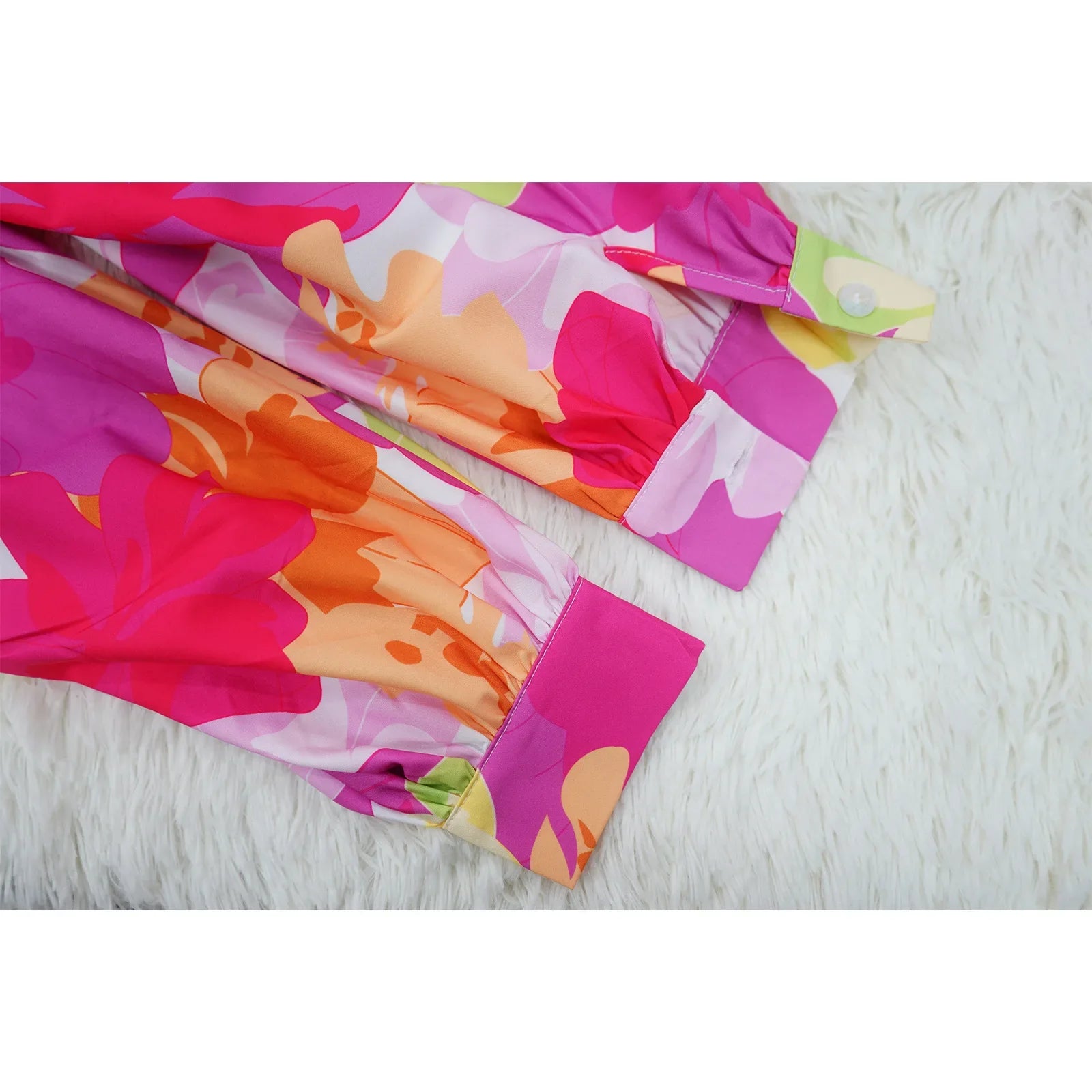 Women's Printed V-Neck Ramie Shirt Loose Bat-Sleeve Summer Top with Belly Cover Age-Reducing Design