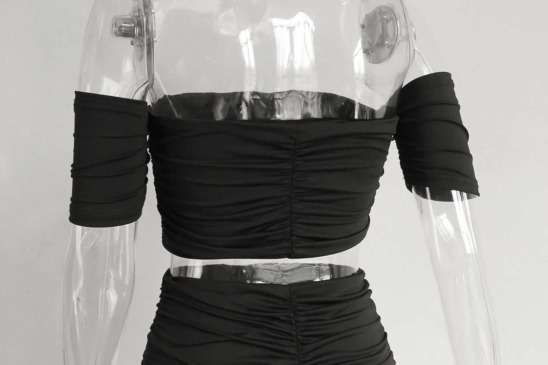 Fashionable Casual Women's Two-Piece Set with Short Sleeve Bodycon Skirt and Sexy Shoulder Cutouts Summer Outfit