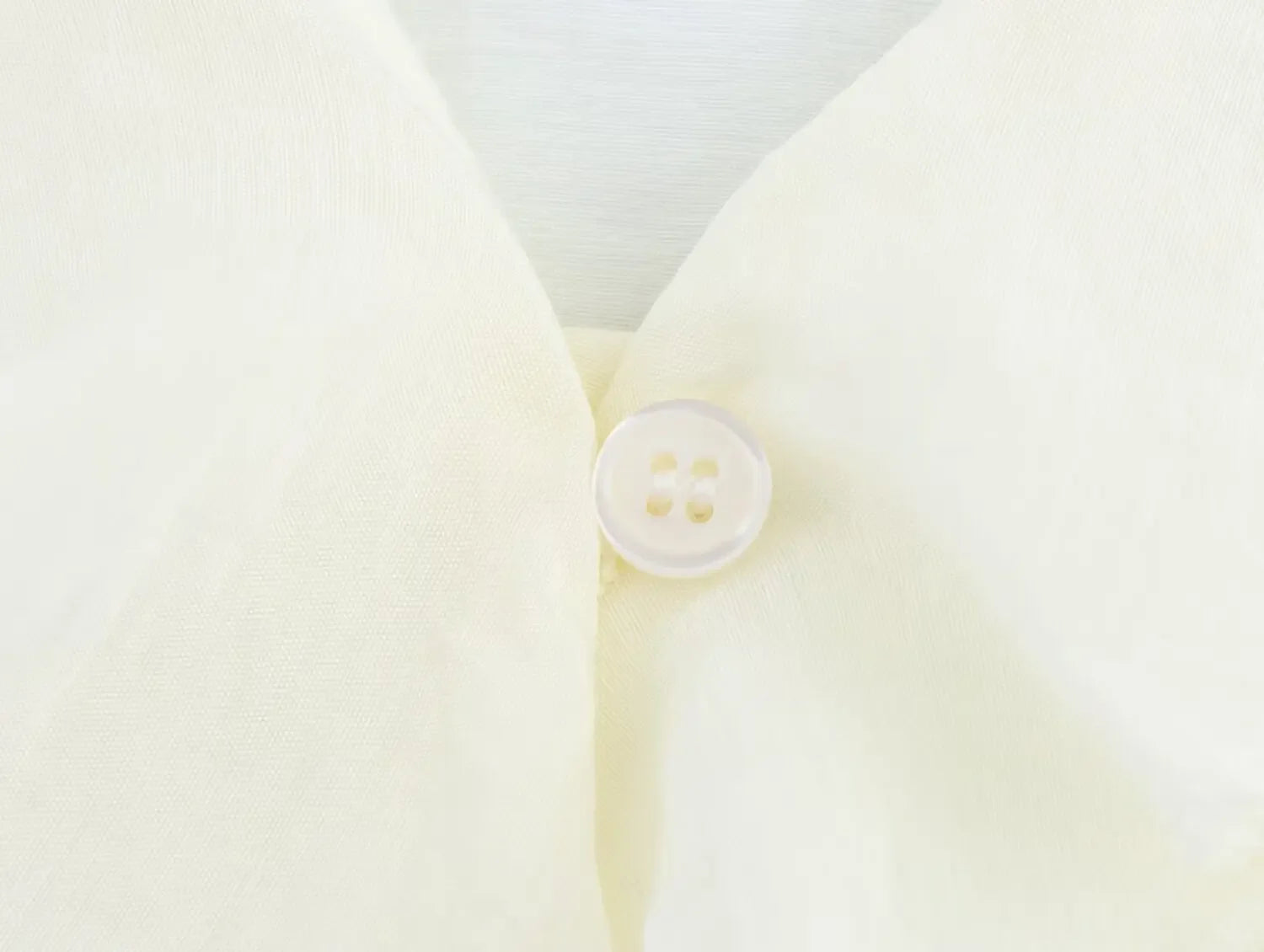 Women's Fashion V-Neck Puffy Long Sleeve Shirt with Layered Decoration and Elegant Temperament