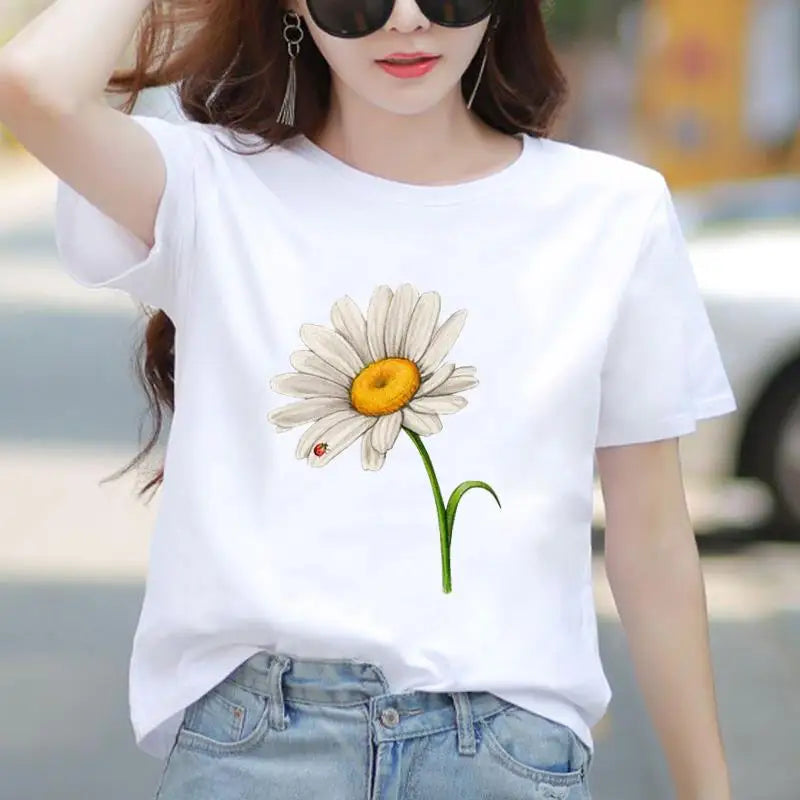 Women's Cute Floral Graphic T-Shirt Casual Short Sleeve Tee 90s Trendy Print Top