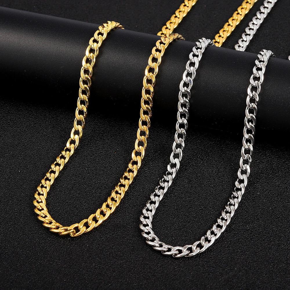 Classic Cuban Link Chain Necklace for Men and Women - High Quality Smooth Fashion Jewelry Suitable for All Occasions