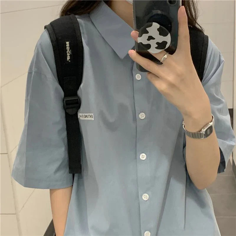 Elegant White Short Sleeve Button-Up Shirt for Women Casual Loose Fit College Style Student Top