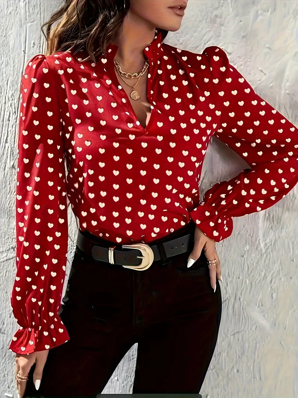 Women's Slim Fit Stand-Up Collar Shirt with Heart-Shaped Print Sweet and Stylish Top for Spring and Summer Daily Wear
