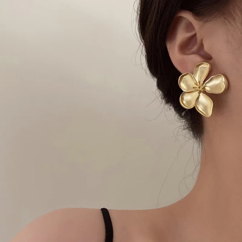 Gold Color Matte Texture Metal Flower Retro Earrings for Women Fashion Party Jewelry Gifts