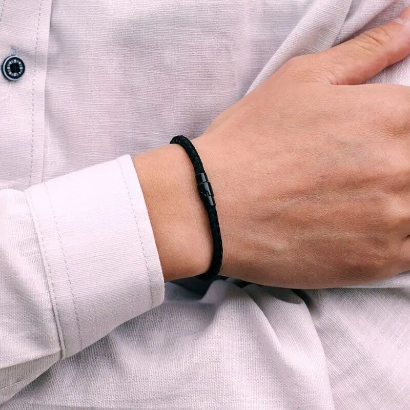 Grade A Lucky Red Thread Bracelet for Men and Women Magnetic Couple Bracelet for Wealth and Prosperity