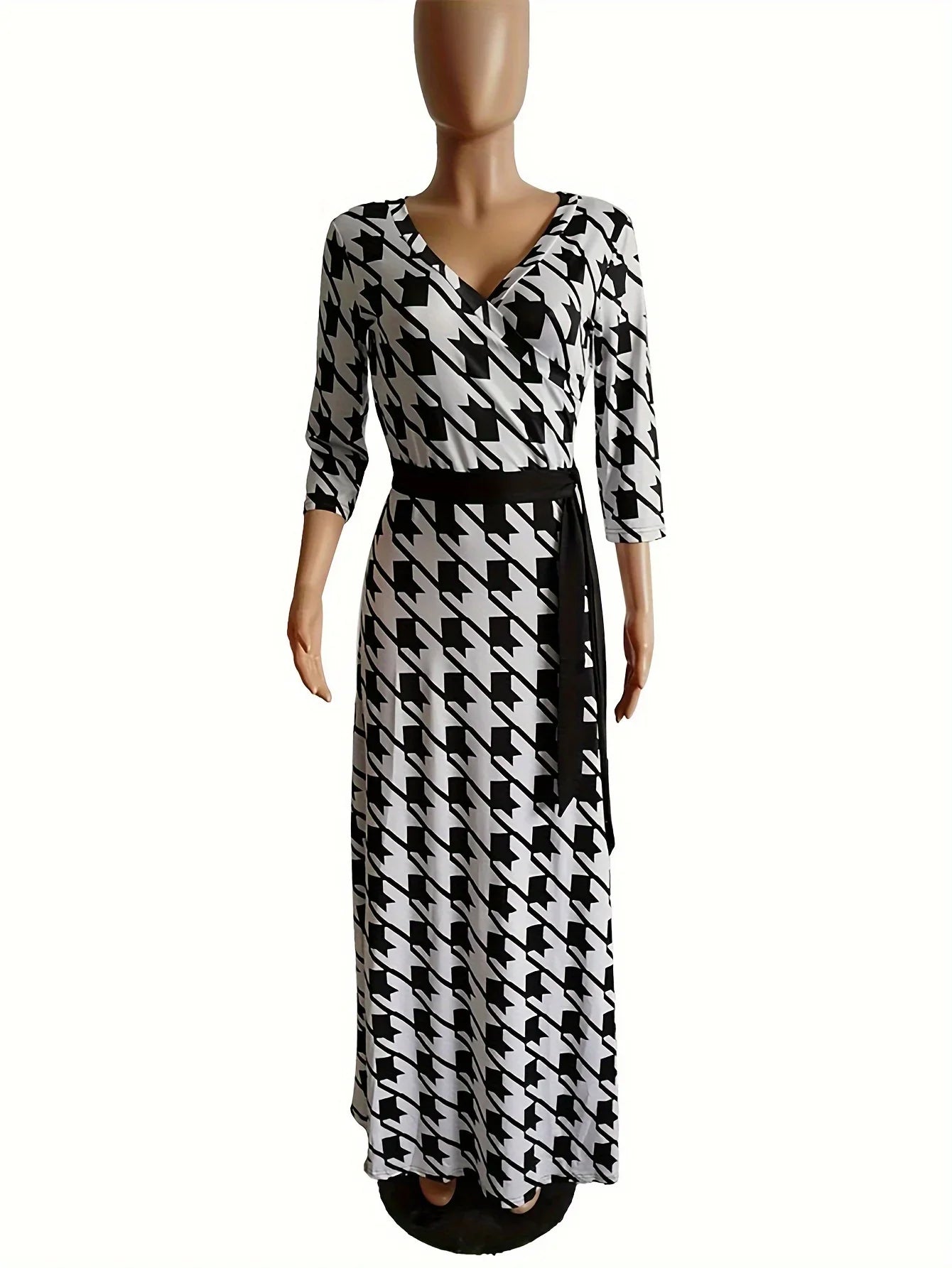 Bohemian Floral Maxi Dress With V Neck Three Quarter Sleeves