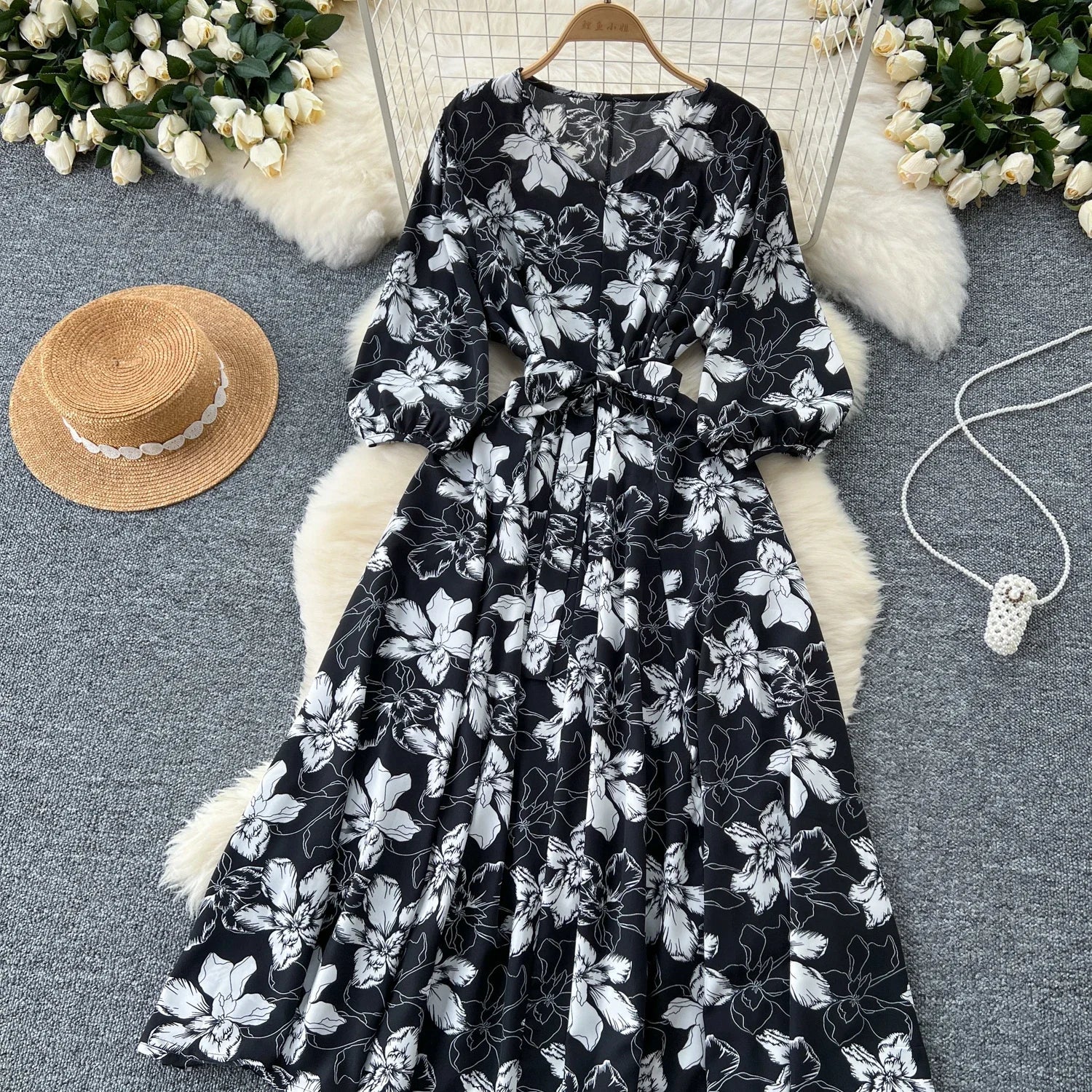 Boho Floral Print Pleated Maxi Dress With Puff Sleeves Belt
