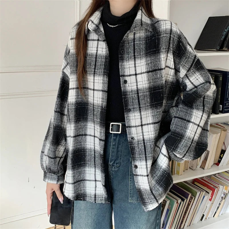 Women's Casual Blushed Flannel Shirt Long Sleeve Collared Button Down Plaid Blouse Fall Winter Vintage Top