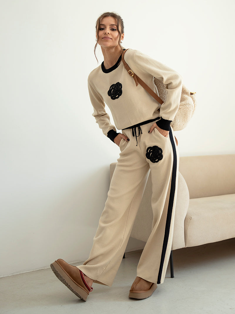 Casual Knitted Floral Two Piece Sweater Set for Women Stylish Knit Tracksuit Matching Outfit Winter Essential