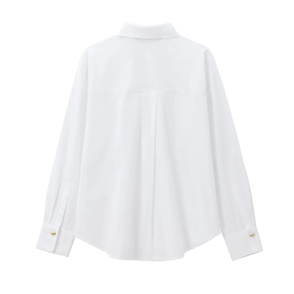 Solid Color Casual Collar Long Sleeve Poplin Shirt for Women with Gold Buckle Accent and Loose Fit