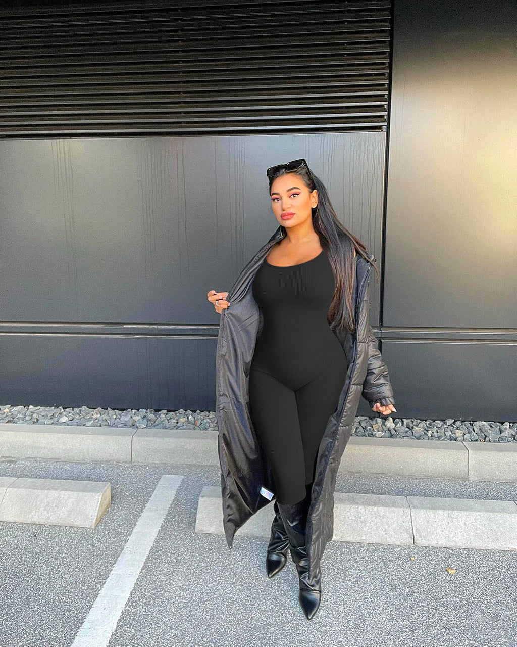 Solid Color Slim-Fit Seamless Hip Lifting Bodysuit Yoga Jumpsuit Set for Women