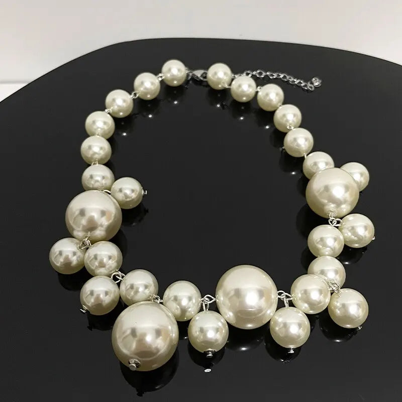 Elegant Imitation Pearl Choker Necklace for Women Perfect for Weddings Parties and Gifts