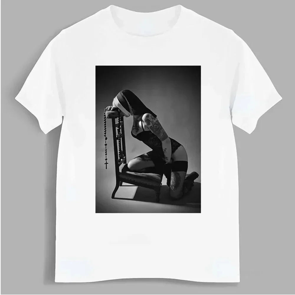 Nun Smokes Print TShirt for Women and Men Casual Streetwear Bowling Hipster Tee Summer Clothing