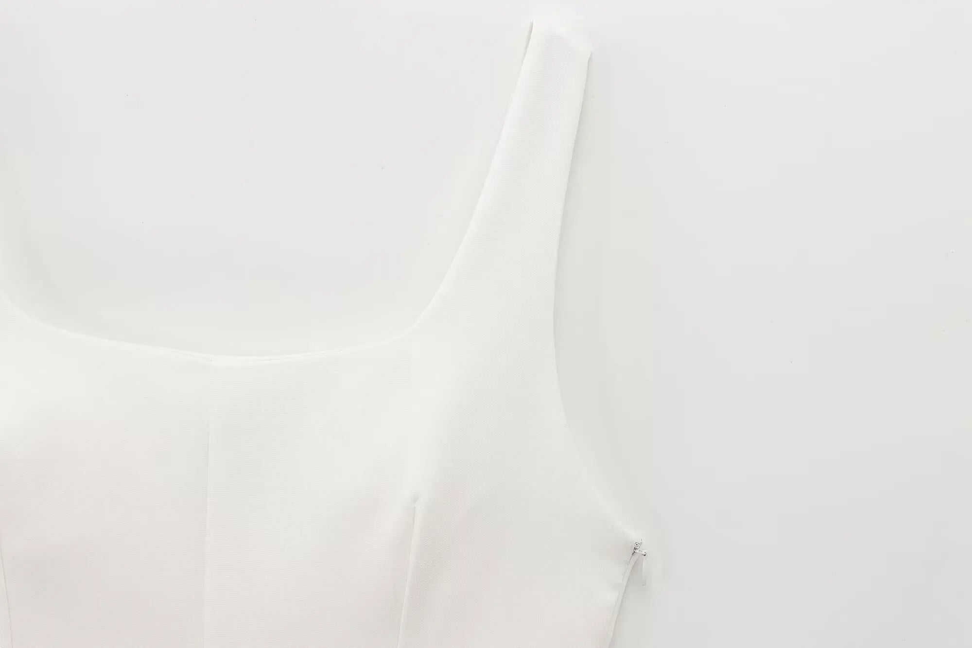 Elegant Womens Sleeveless Solid Mini Dress With Pleated Hem