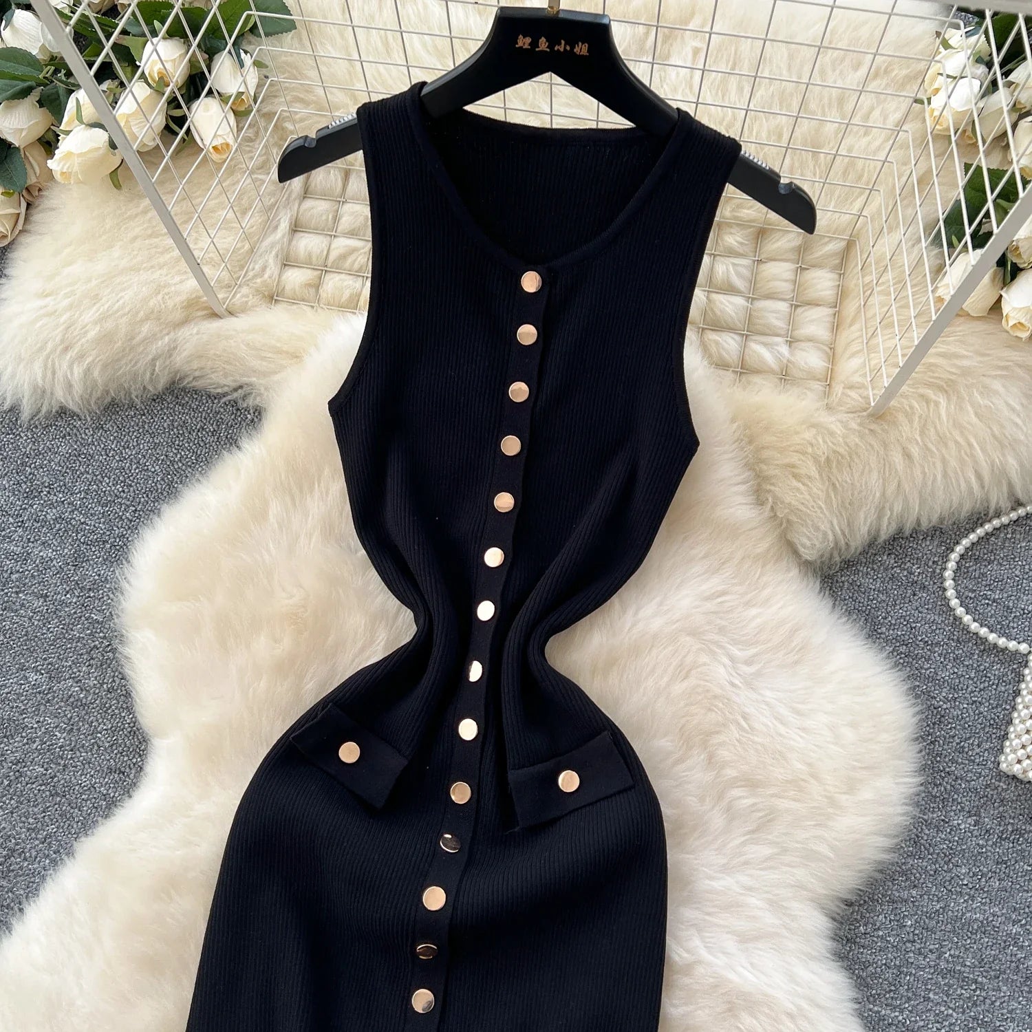 Elegant Solid Knitted O Neck Sleeveless Midi Dress Buttons