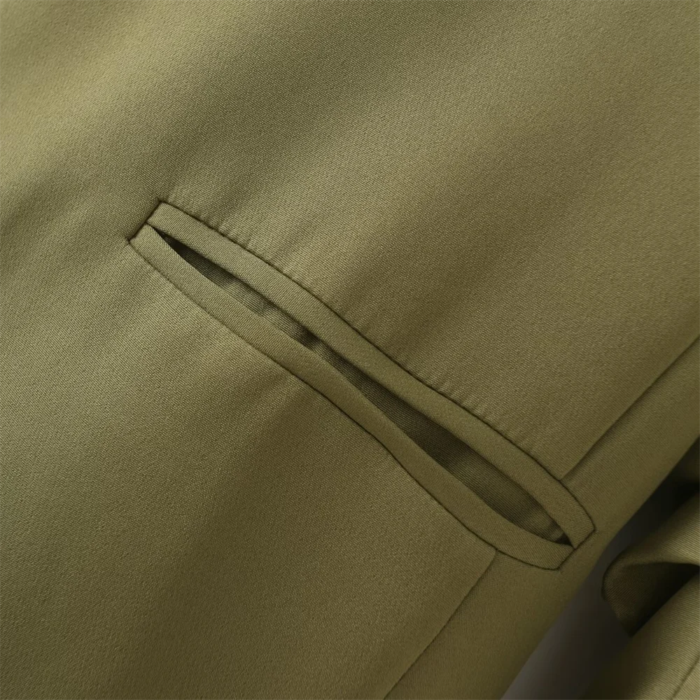 Chic Women's Green Fruit Collar Suit Coat and Straight Leg Pants Two Piece Set for Effortless Commuting Style