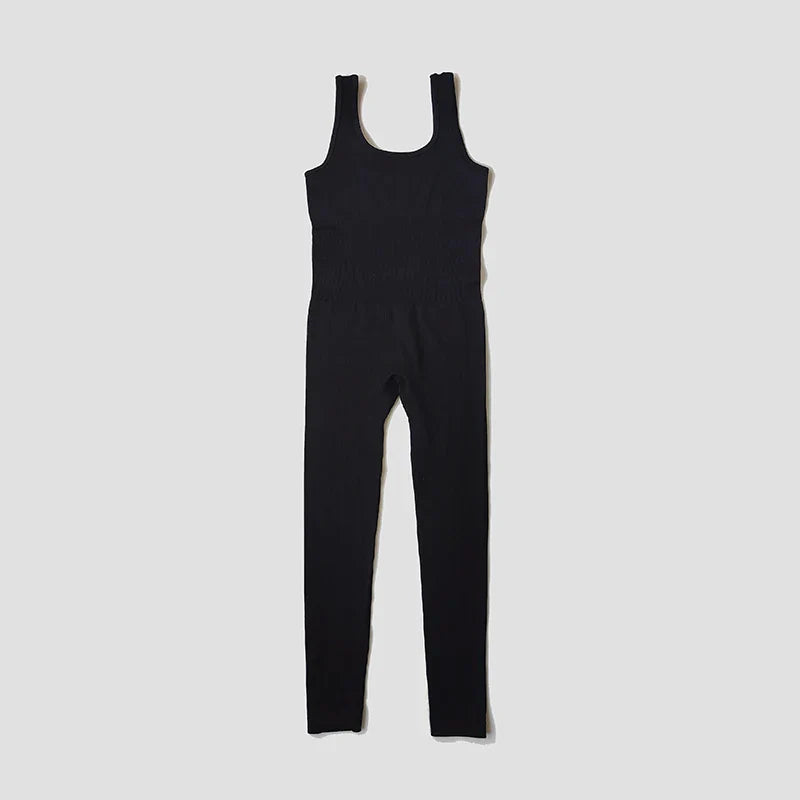 Seamless High Stretch Yoga Jumpsuit for Women Lightweight Breathable Fitness Activewear with Contouring Design and Moisture Wicking Fabric