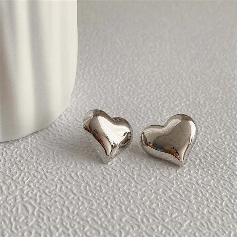 Gold Heart Shaped Stud Earrings for Women Minimalist Fashion Jewelry