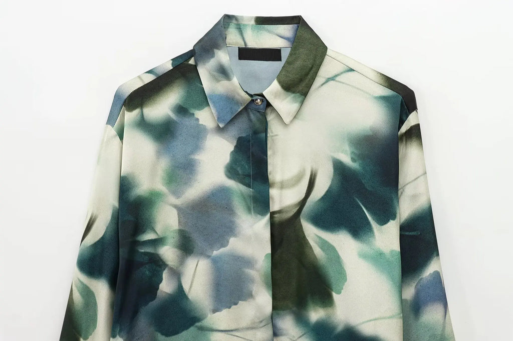 Elegant Printed Silk Satin Lapel Long Sleeve Shirt for Women with Soft Texture and Stylish Fit