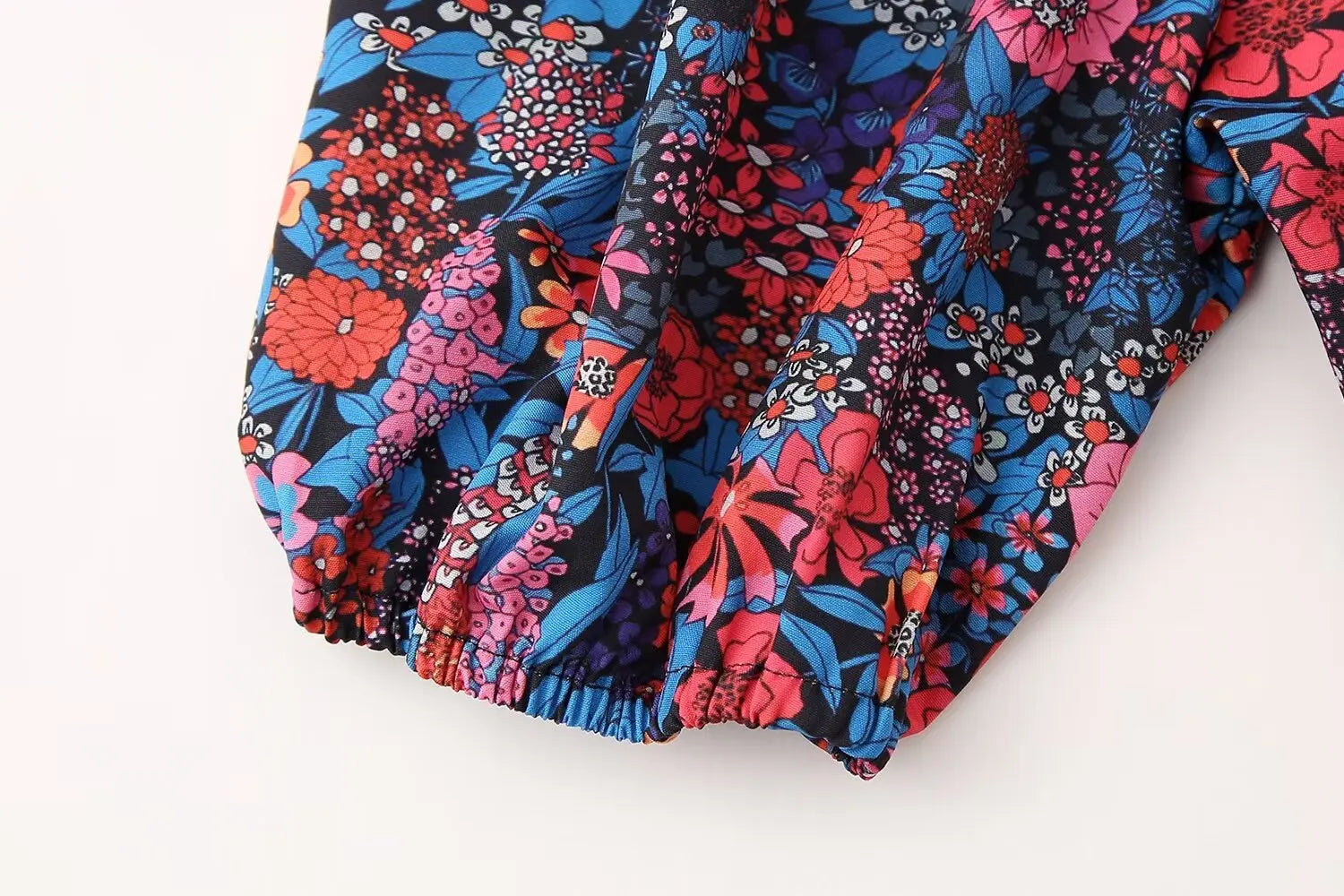 Women Casual Two Piece Set with Bow Decoration O-Neck Top and Button Pants