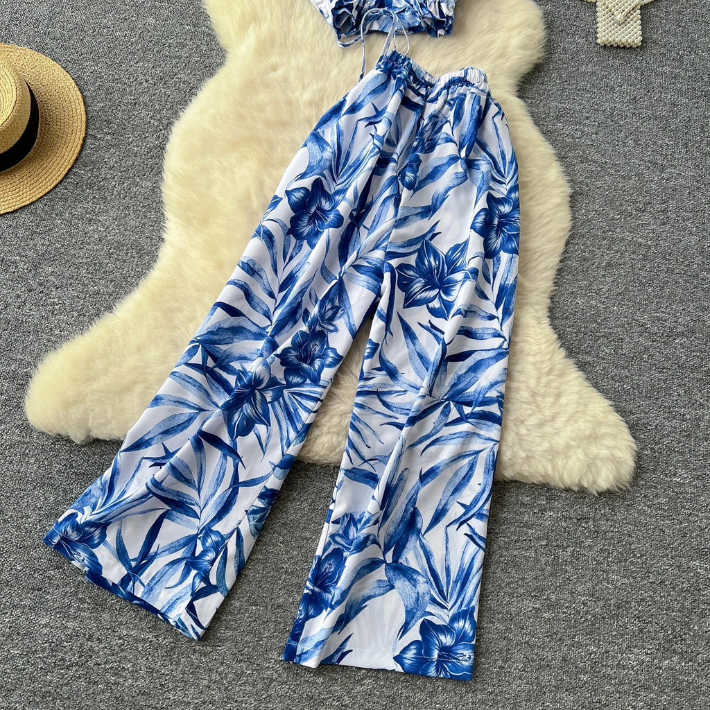 Summer Fashion Print Two Piece Set for Women with Loose Short Sleeve Tops and Elastic Waist Wide Leg Cropped Pants