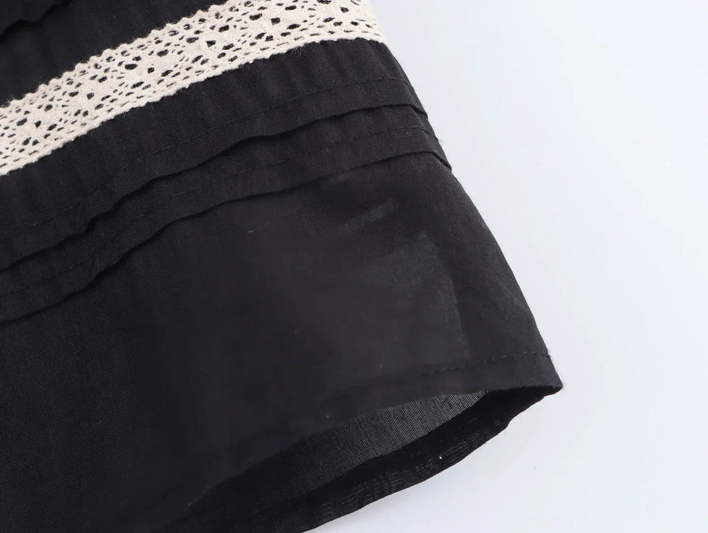 Women's Contrasting Color Embroidered Shirt with Round Neck Puff Sleeves and Loose Hem Casual Chic Top for Spring and Summer