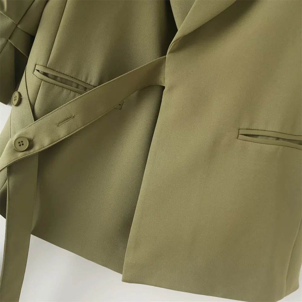 Chic Women's Green Fruit Collar Suit Coat and Straight Leg Pants Two Piece Set for Effortless Commuting Style