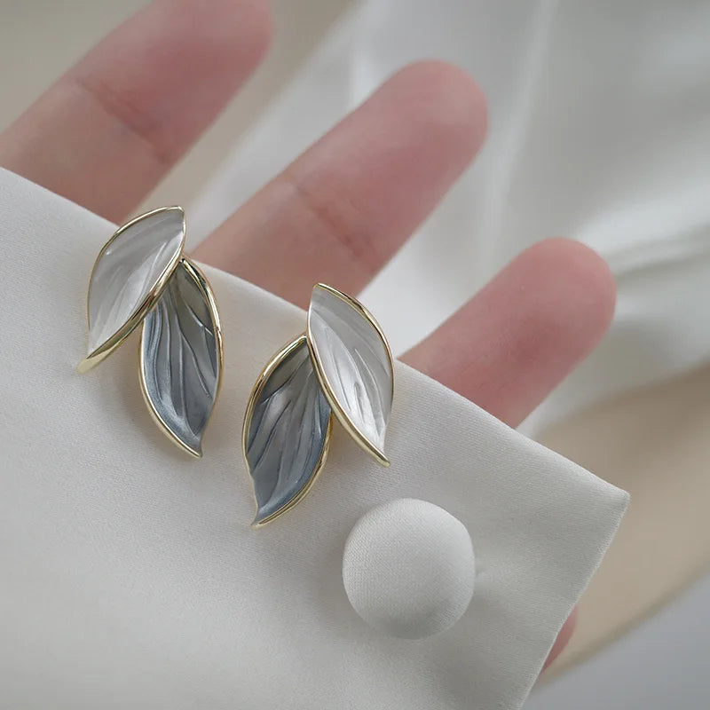 Sweet Leaf Stud Earrings for Women Fresh Blue and White Plant Ear Studs Elegant Jewelry Gift