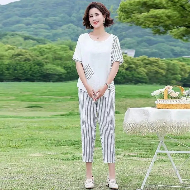 Vintage Cotton Linen Summer Outfit for Women Two Piece Suit with Loose Pants and Short Sleeve Blouse