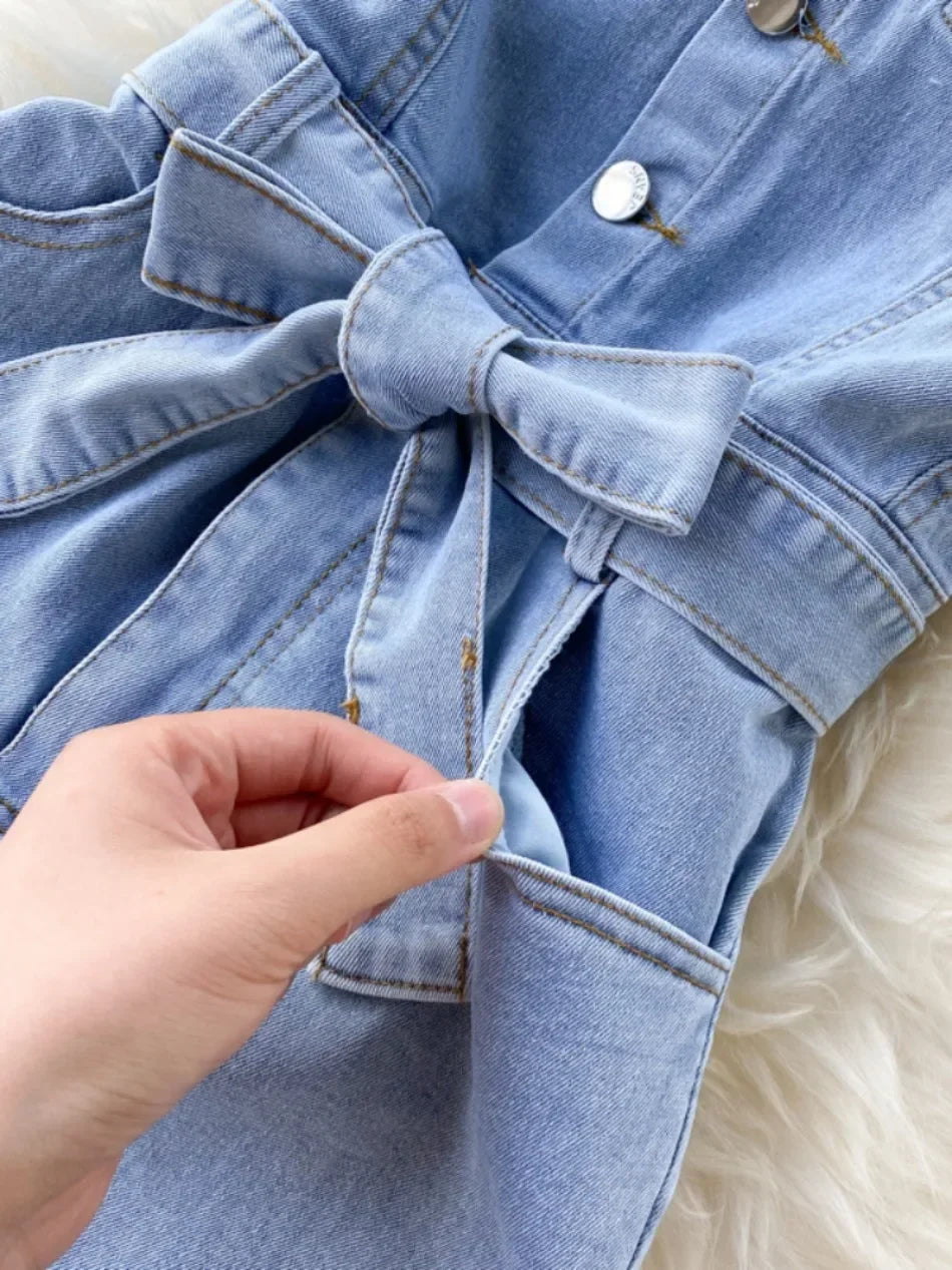 Slim Fit Sleeveless Denim Jumpsuit for Women with Single Row Buckle and Retro Lace-Up Detail Summer Fashion Jumpsuit