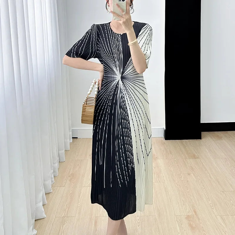 Women Pleated Dress Black White Print O Neck Short Sleeve