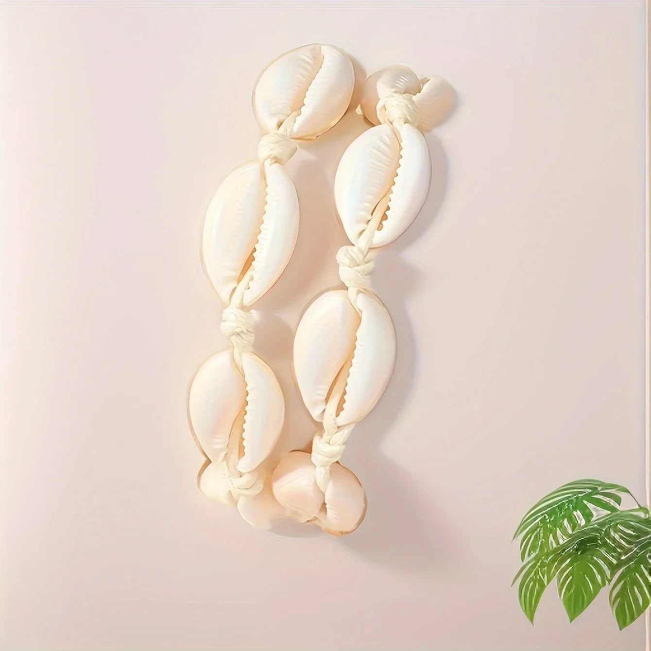 Minimalist Elegant Seashell Necklace for Women, Vintage Bohemian Beach Travel Jewelry