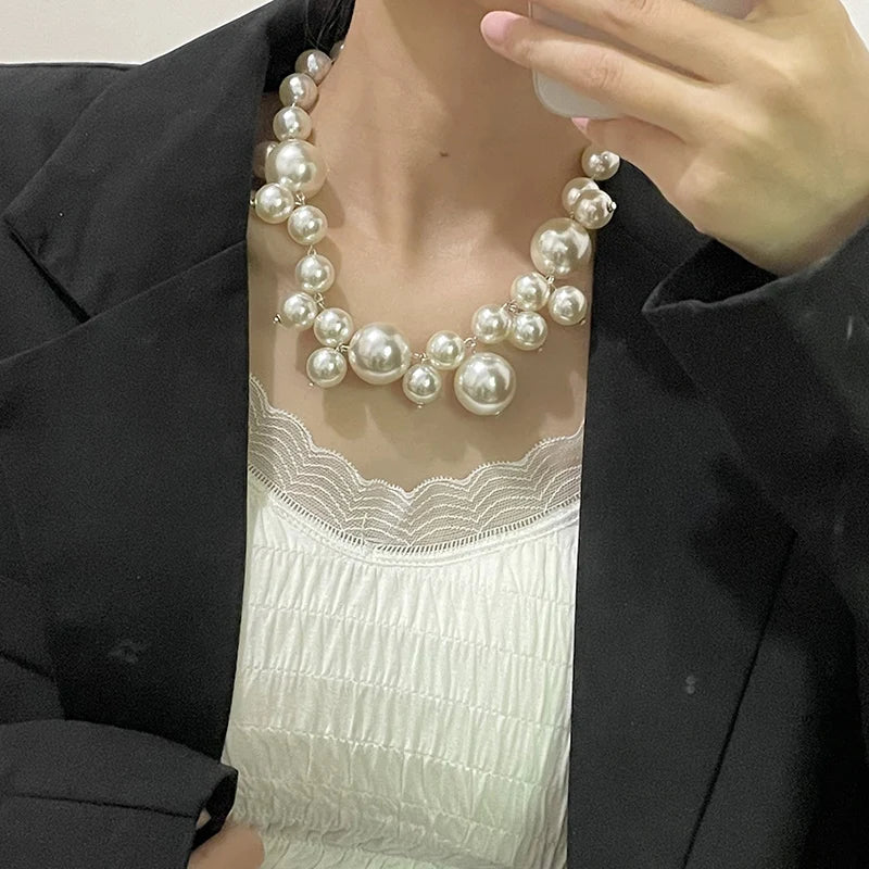 Elegant Imitation Pearl Choker Necklace for Women Perfect for Weddings Parties and Gifts