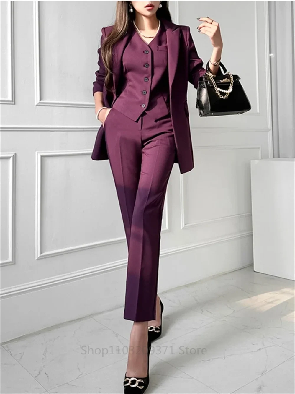 Korean Fashion Women's Elegant Blazer Three Piece Suit Set with Long Sleeve Jacket, Stylish Vest and Straight Leg Pants for Chic Business Outfits