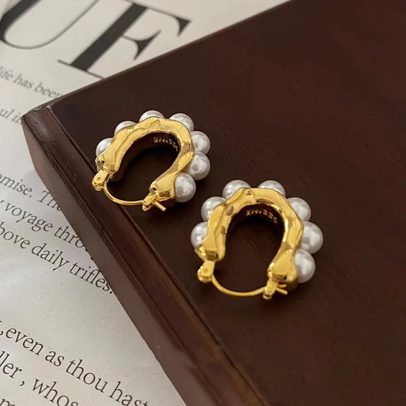 Elegant Gold U-shaped Hoop Earrings with Imitation Pearls for Weddings and Parties