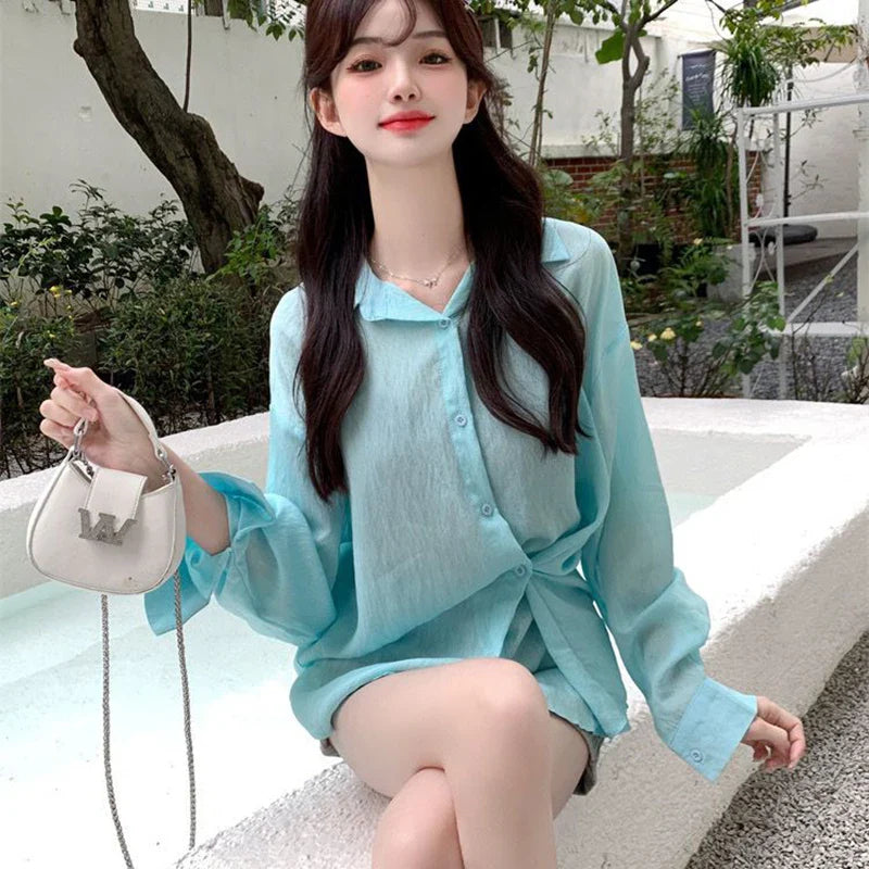 Purple Sunscreen Long Sleeve Shirt for Women Lightweight Single Breasted Loose Casual Blouse with Turn Down Collar