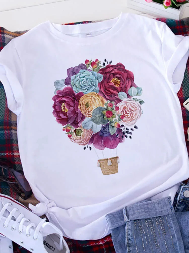 Graphic Printed T Shirt for Women with Leopard Love Design and Heart Print Short Sleeve Tee