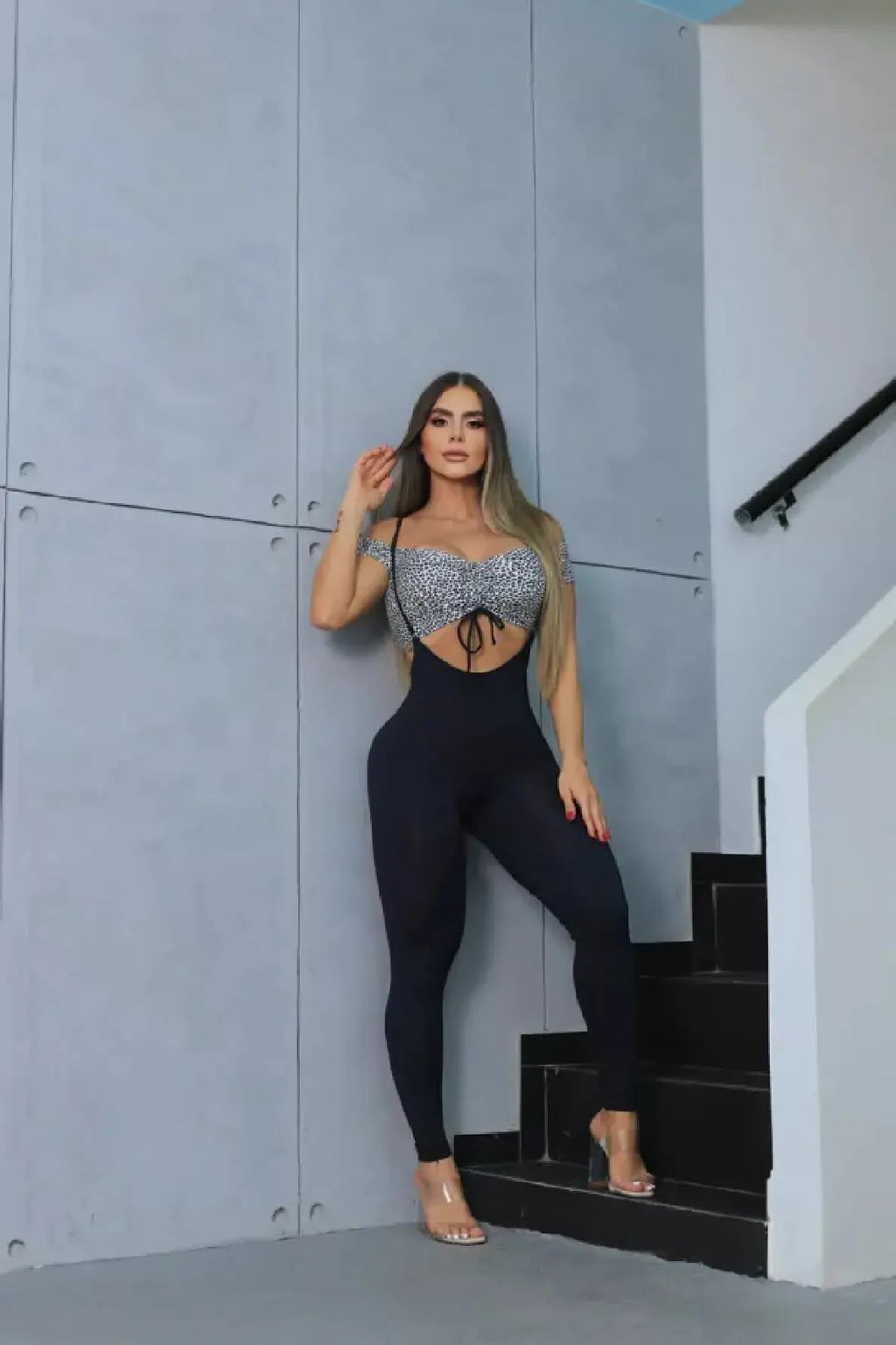 Seamless Sleeveless Jumpsuit for Women Workout One Piece Yoga Rompers High Stretch Exercise Apparel