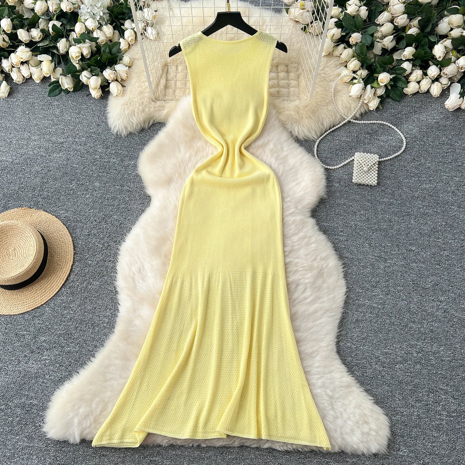 Hollow Out Knitted Dress Sleeveless O Neck A Line Midi