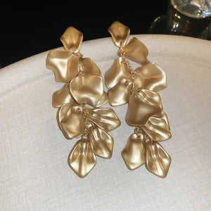 Stylish Multicolored Flower Earrings for Women Delicate Petal Tassel Stud Earrings Perfect for Everyday and Party Accessories