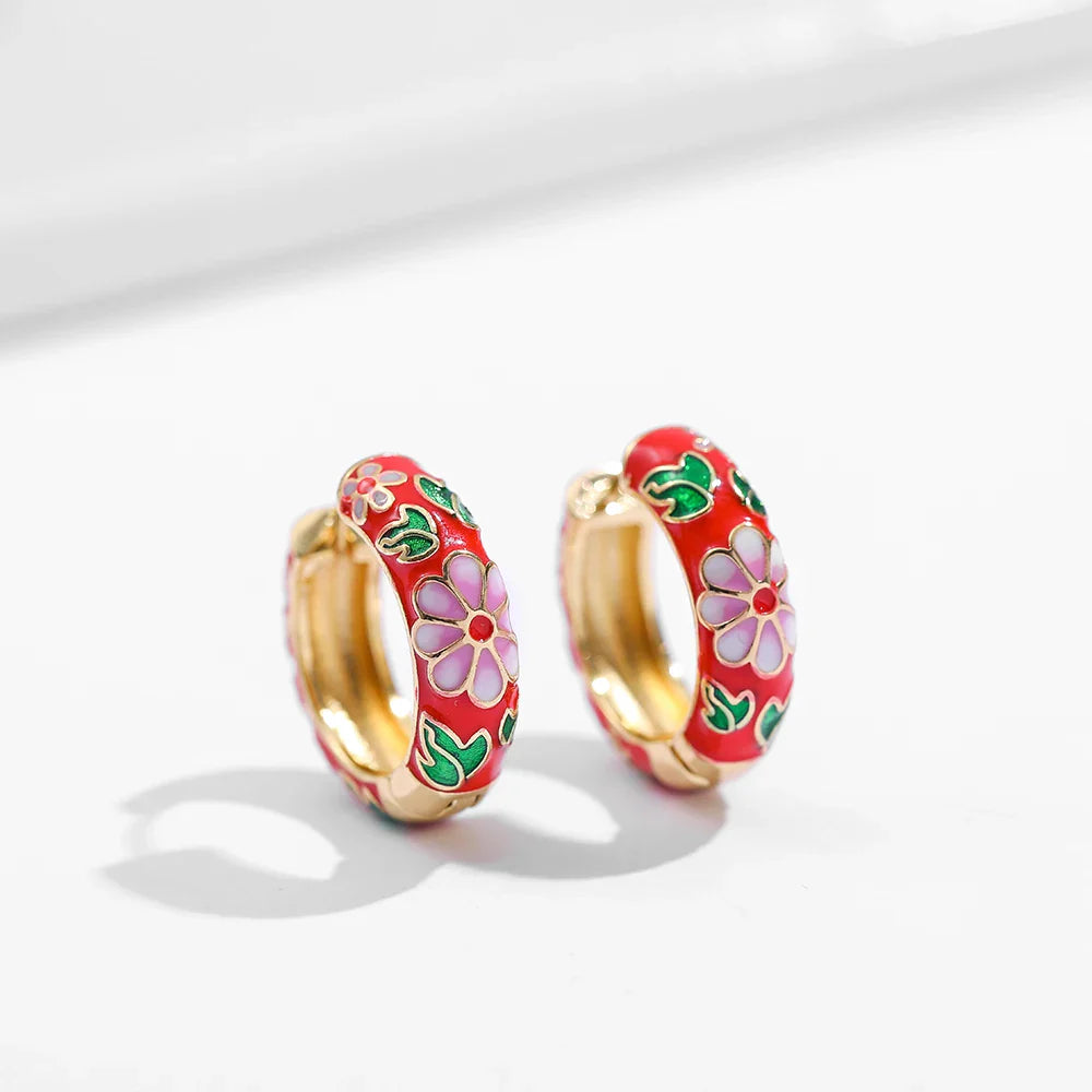 Vintage Enamel Flower Huggie Hoop Earrings for Women Colorful Engraved Round Retro Ear Jewelry