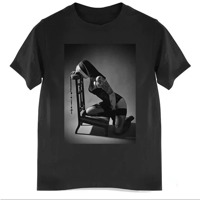 Nun Smokes Print TShirt for Women and Men Casual Streetwear Bowling Hipster Tee Summer Clothing