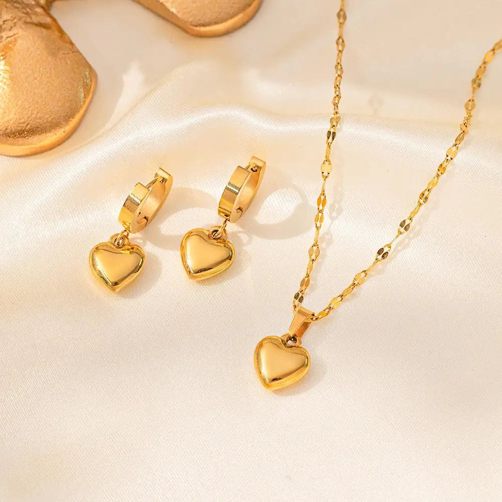 Stainless Steel Heart Necklace for Women Simple Pendant Jewelry Gift