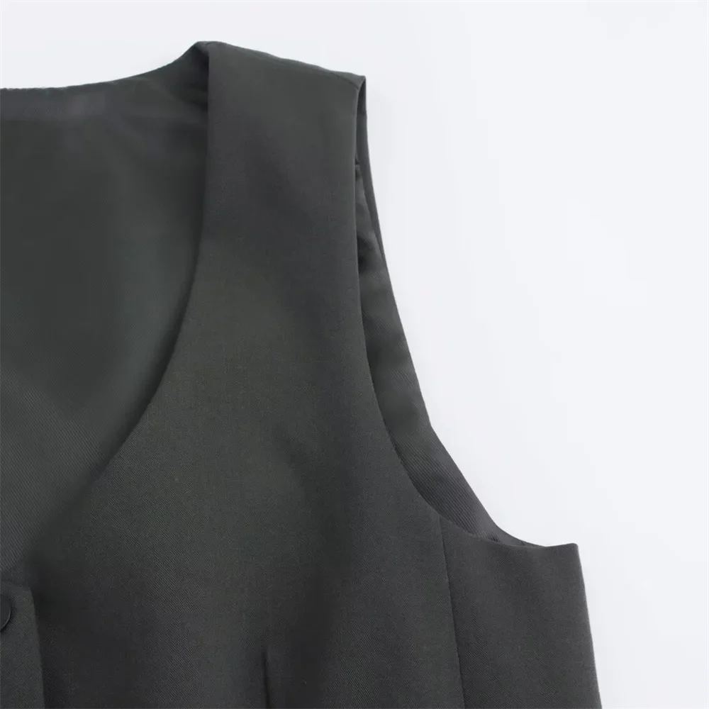 Fashionable Women's Slim Fit Vest and High Waisted Pleated Pants Set for Versatile Commuting Style