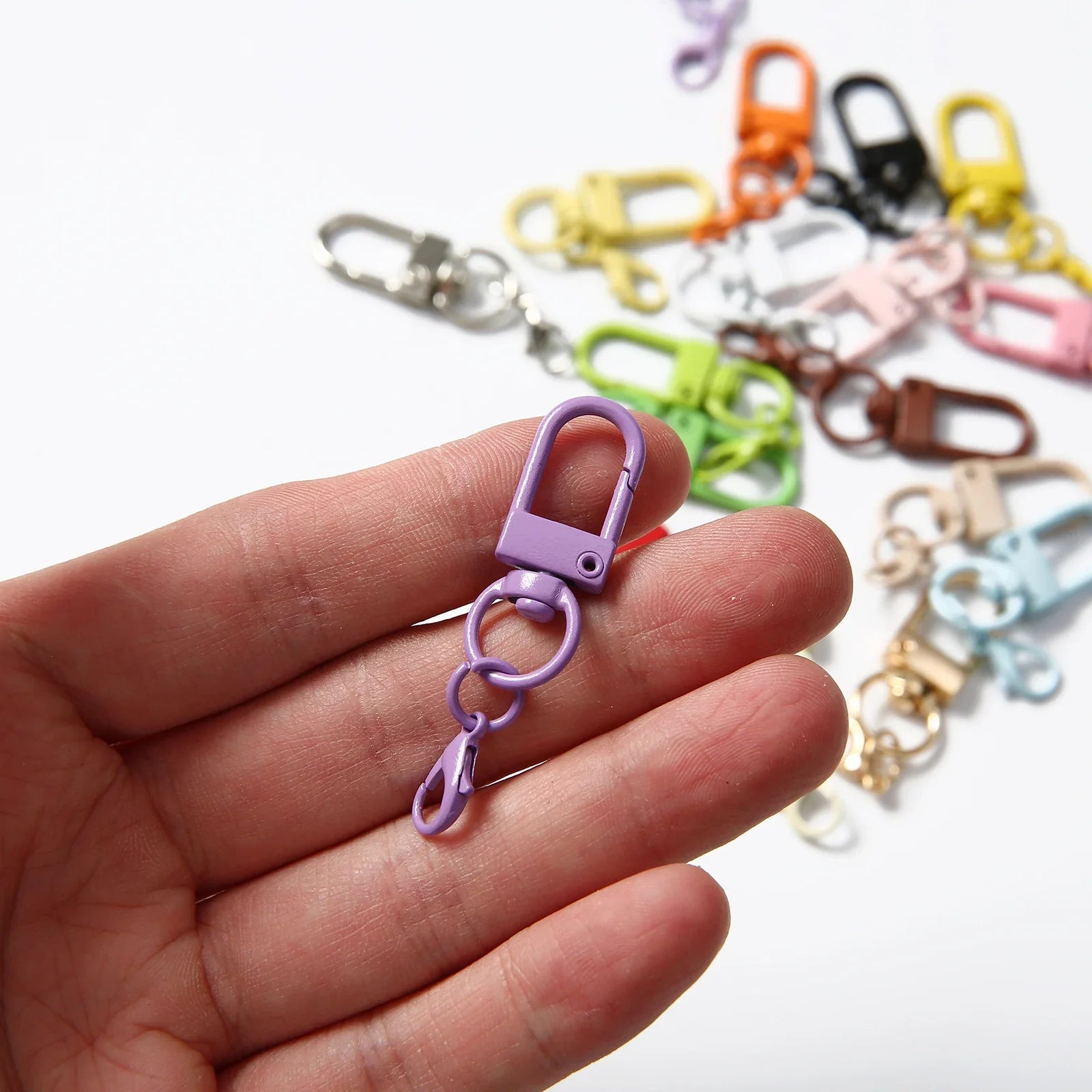 Colorful Carabiner Clasp Key Chain Rotating Keyrings for DIY Key Chain Bags and Pendants Accessories 10 50 100 Pcs Set